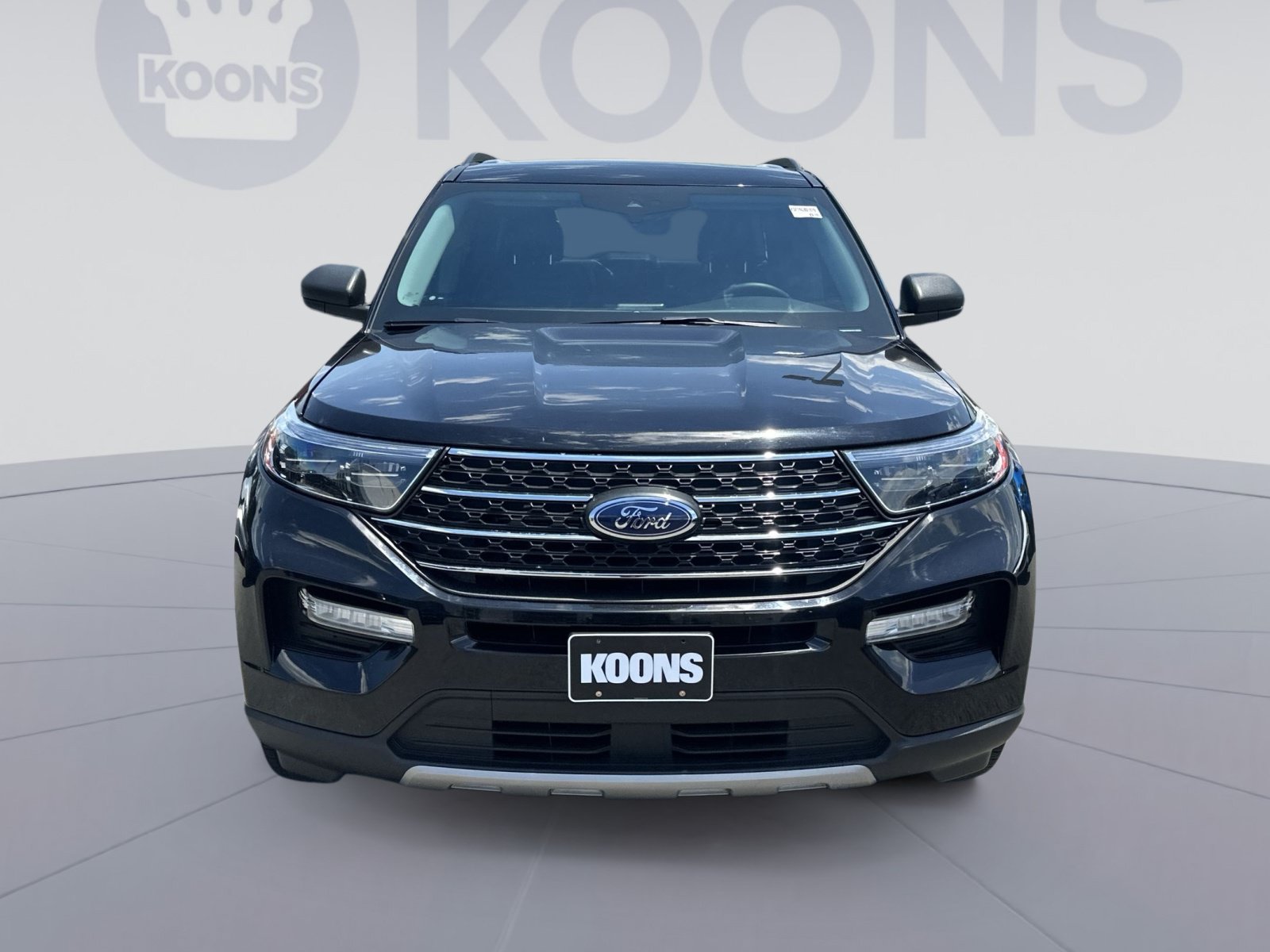 Certified 2022 Ford Explorer XLT w/ Equipment Group 202A AWD/4WD image 19