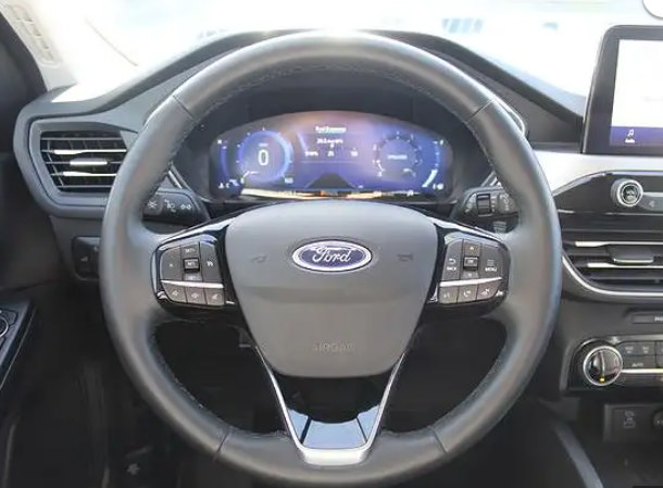 Certified 2025 Ford Escape ST-Line Select AWD/4WD image 14