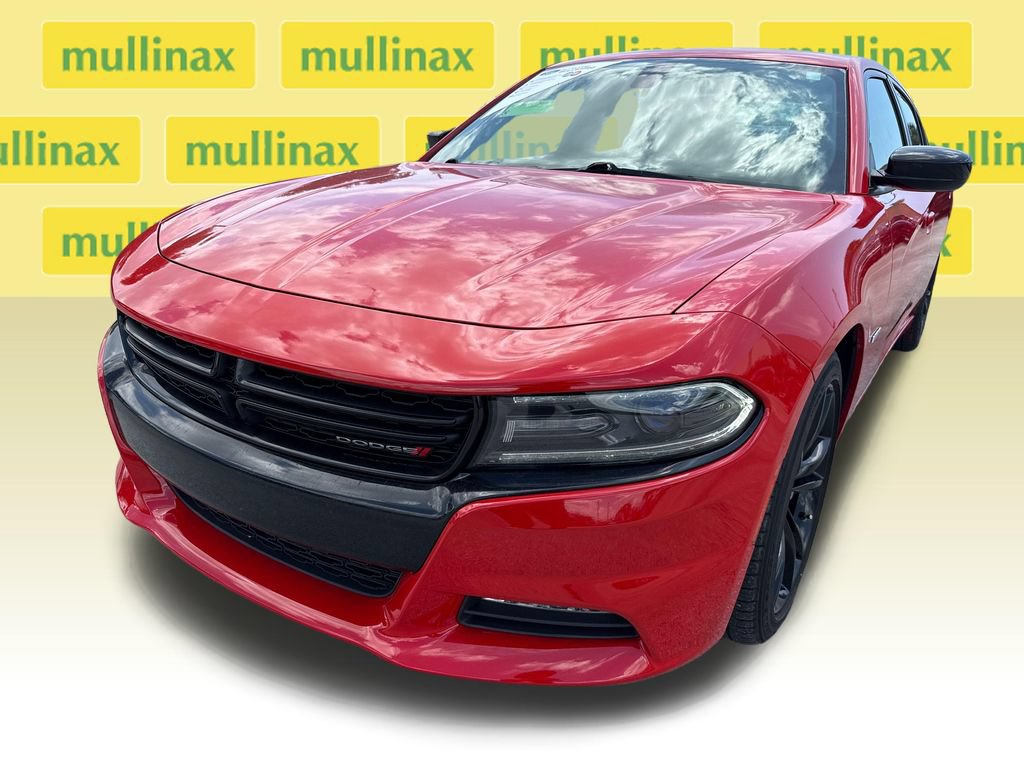 Used 2017 Dodge Charger R/T w/ Blacktop Package RWD image 10