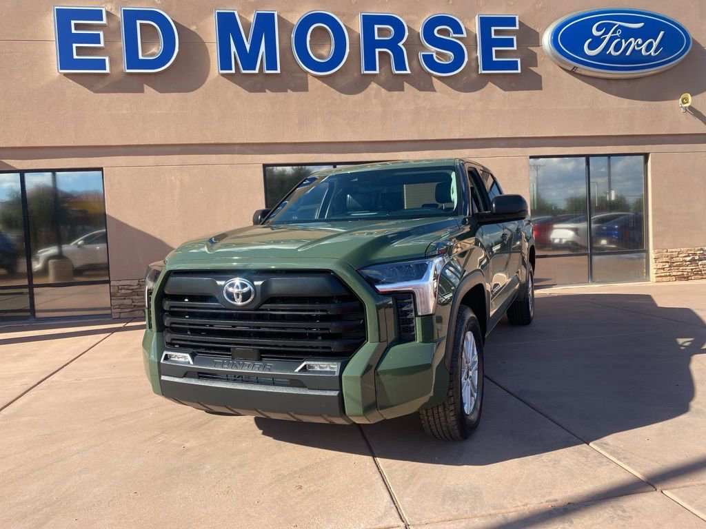 Used 2023 Toyota Tundra SR5 w/ SR5 Premium Package RWD image 1