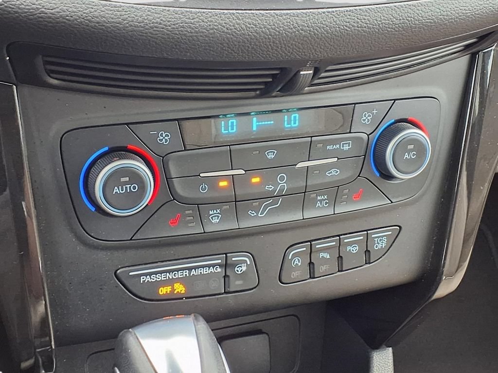 Certified 2019 Ford Escape Titanium AWD/4WD image 14