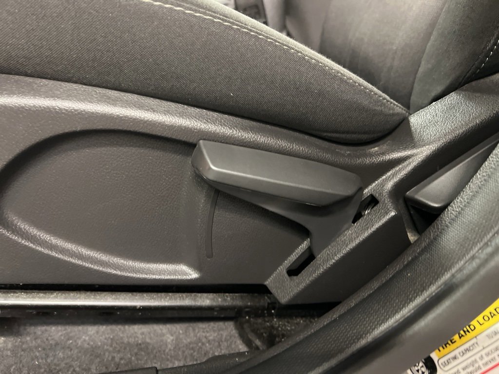 Certified 2018 Ford Focus SE w/ Cold Weather Package image 25