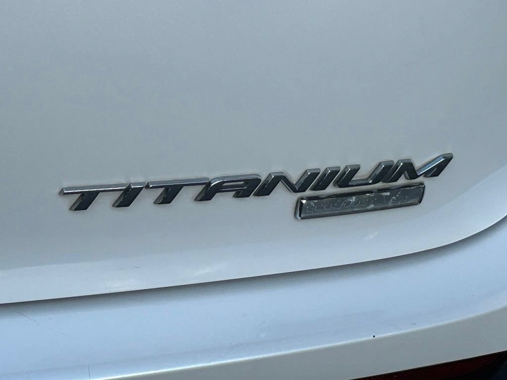 Certified 2018 Ford Edge Titanium w/ Equipment Group 302A AWD/4WD image 23