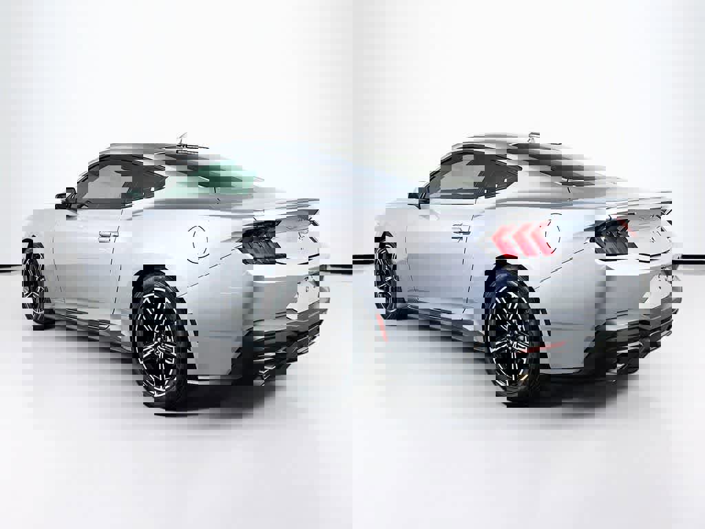 Certified 2024 Ford Mustang Premium image 3