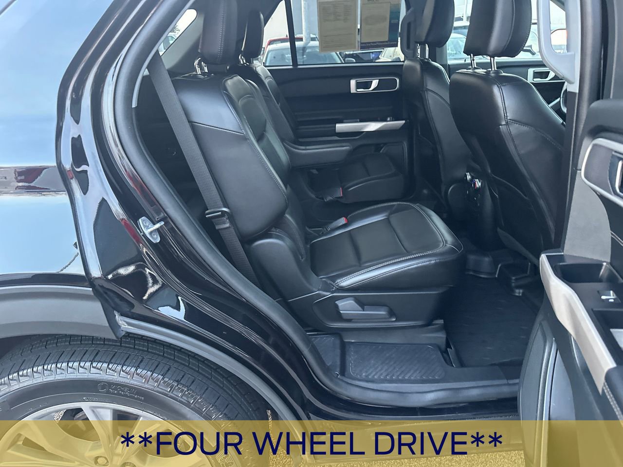 Certified 2022 Ford Explorer XLT w/ Equipment Group 202A image 17