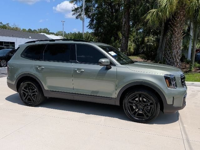 Used 2025 Kia Telluride EX X-Line AWD/4WD image 3