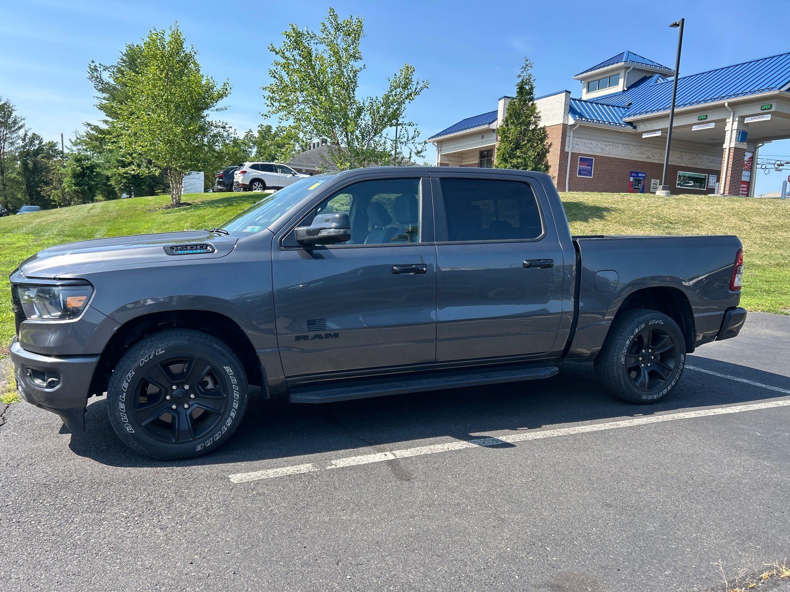 Used 2023 RAM 1500 Big Horn AWD/4WD image 8