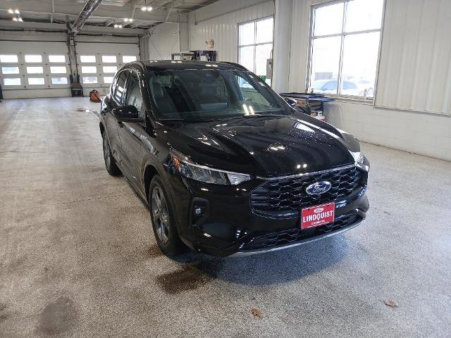 Certified 2023 Ford Escape ST-Line Select w/ Tech Pack #2 image 7