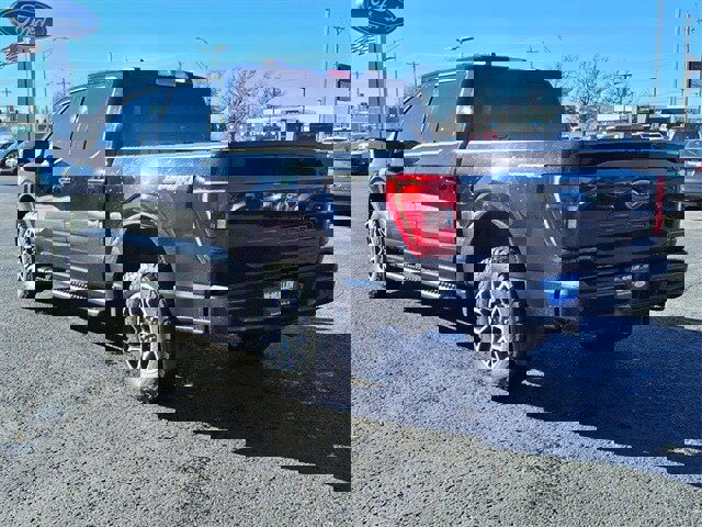 Certified 2022 Ford F150 XLT w/ Equipment Group 302A High image 5