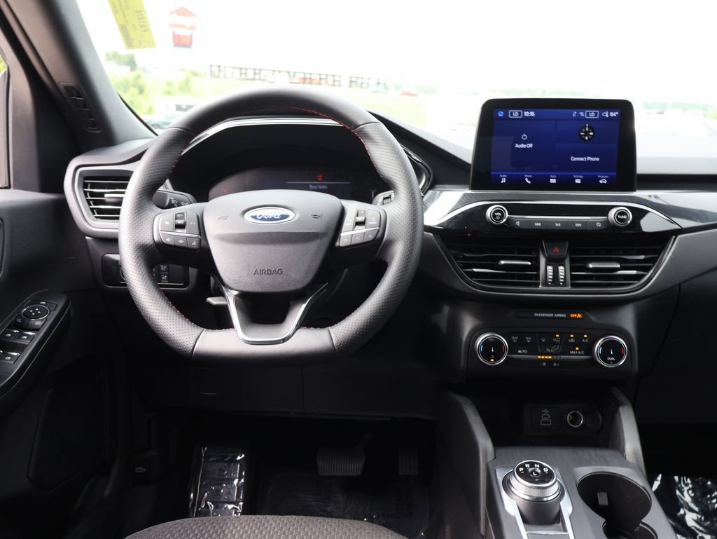 Certified 2025 Ford Escape ST-Line AWD/4WD image 19