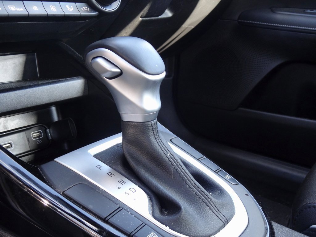 Used 2023 Kia Forte GT-Line image 12