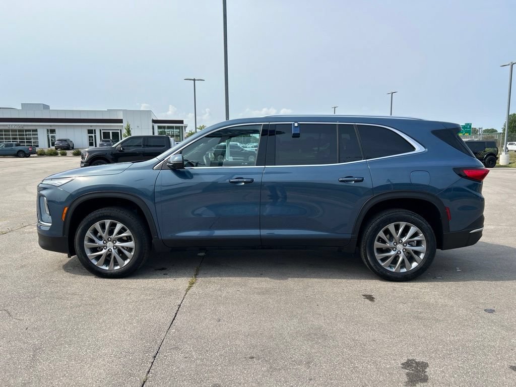 Used 2025 Buick Enclave Preferred w/ Trailering Package, 5000 lbs. AWD/4WD image 10