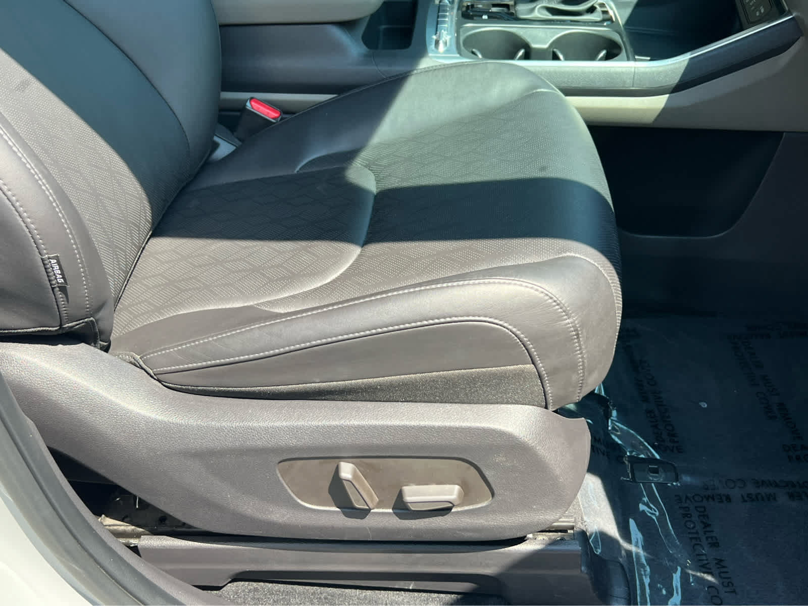 Used 2025 Kia Carnival SX FWD image 18