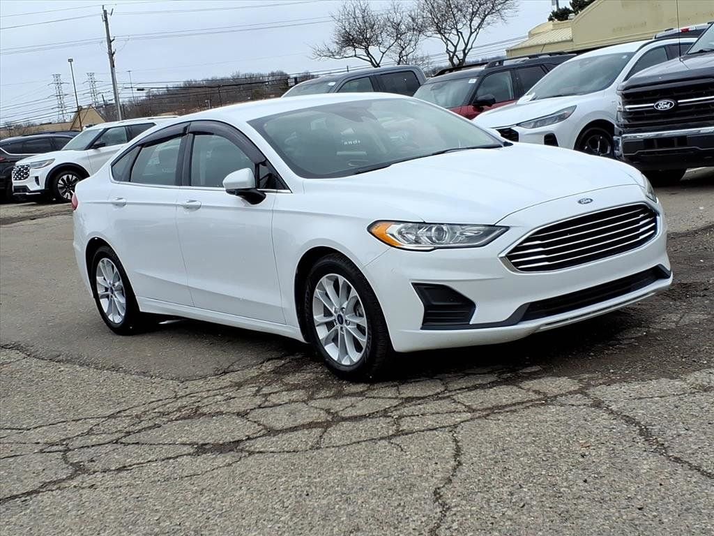 Certified 2020 Ford Fusion SE image 7