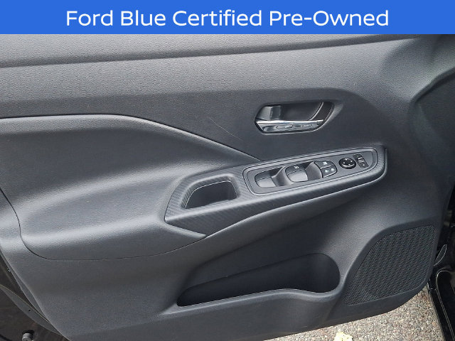 Used 2025 Nissan Versa SV FWD image 12