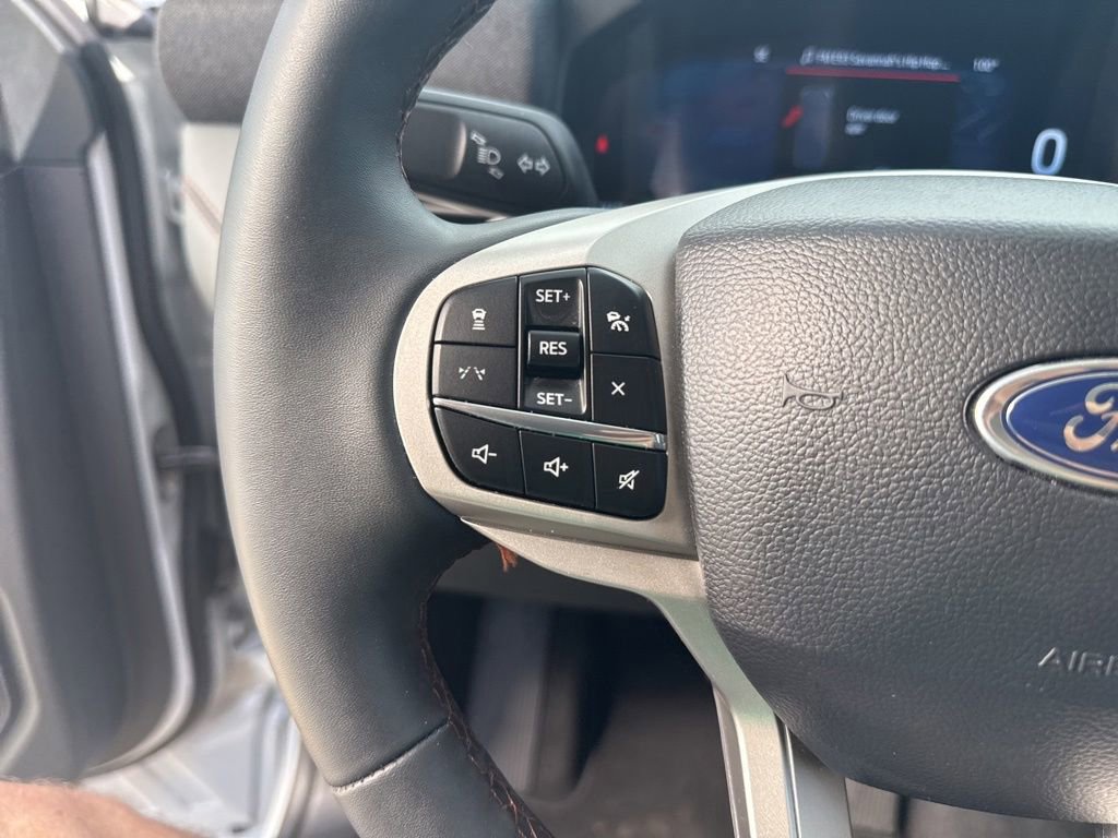 Certified 2026 Ford Explorer Active w/ Active Comfort Package RWD image 14
