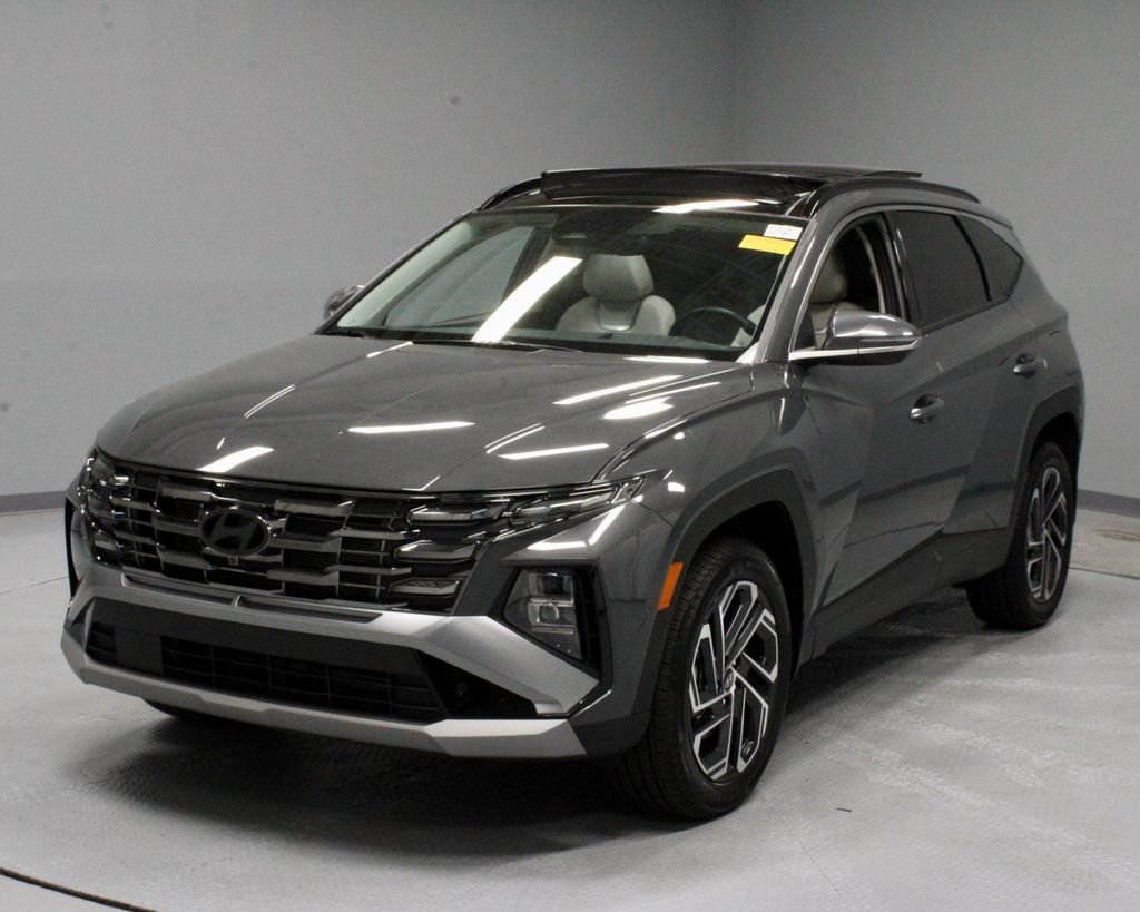 Used 2025 Hyundai Tucson Limited AWD/4WD image 7