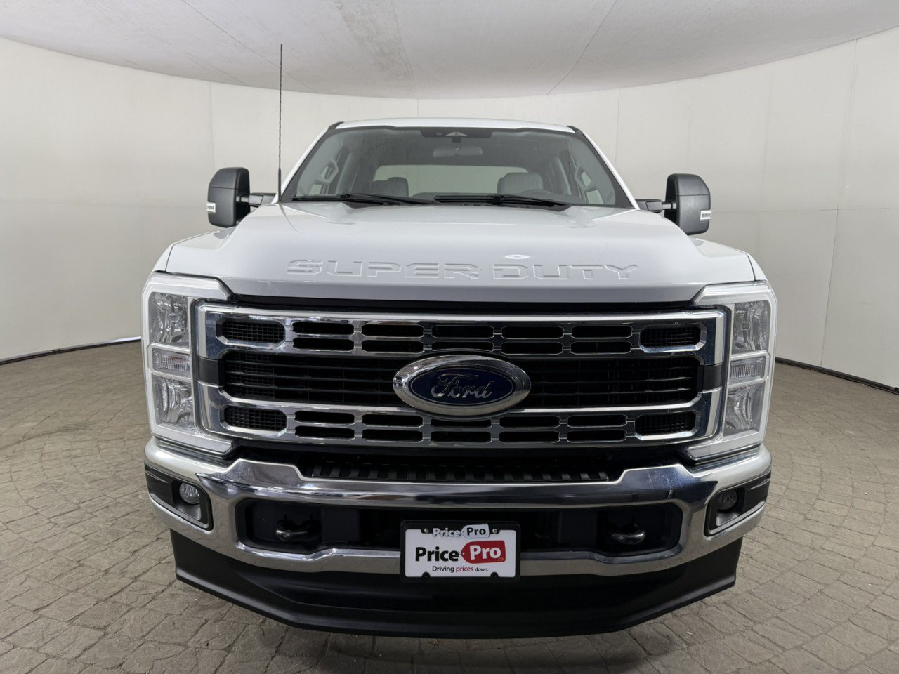 Certified 2024 Ford F250 XLT AWD/4WD image 2