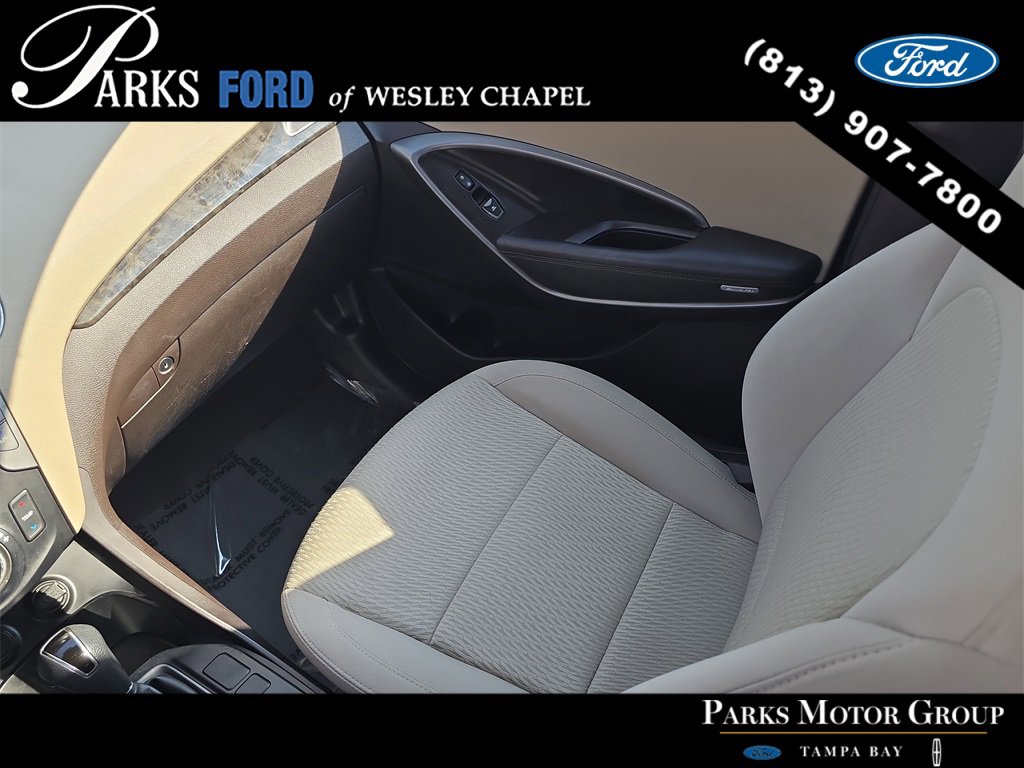 Used 2017 Hyundai Santa Fe Sport image 14