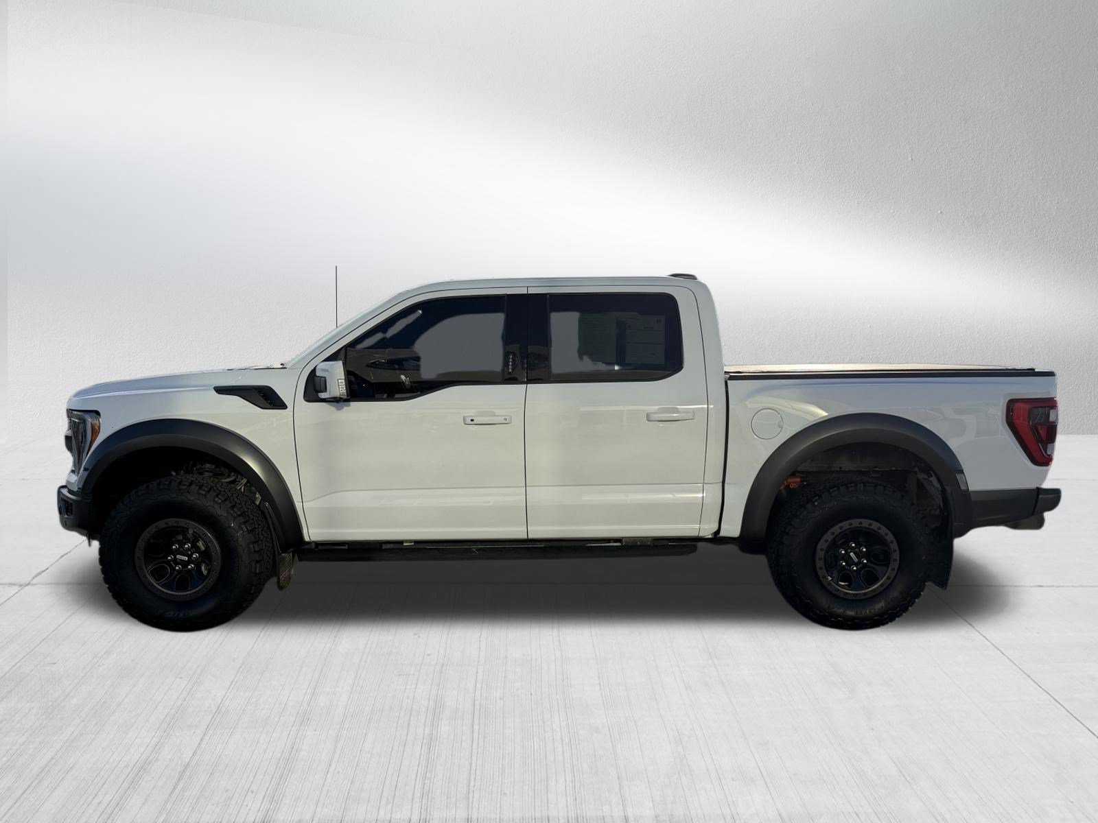 Certified 2023 Ford F150 Raptor w/ Raptor Carbon Fiber Package AWD/4WD image 4