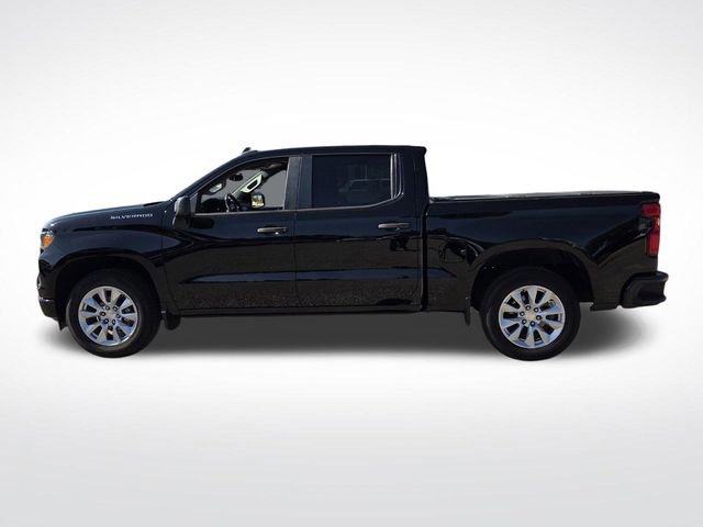 Used 2022 Chevrolet Silverado 1500 Custom image 2