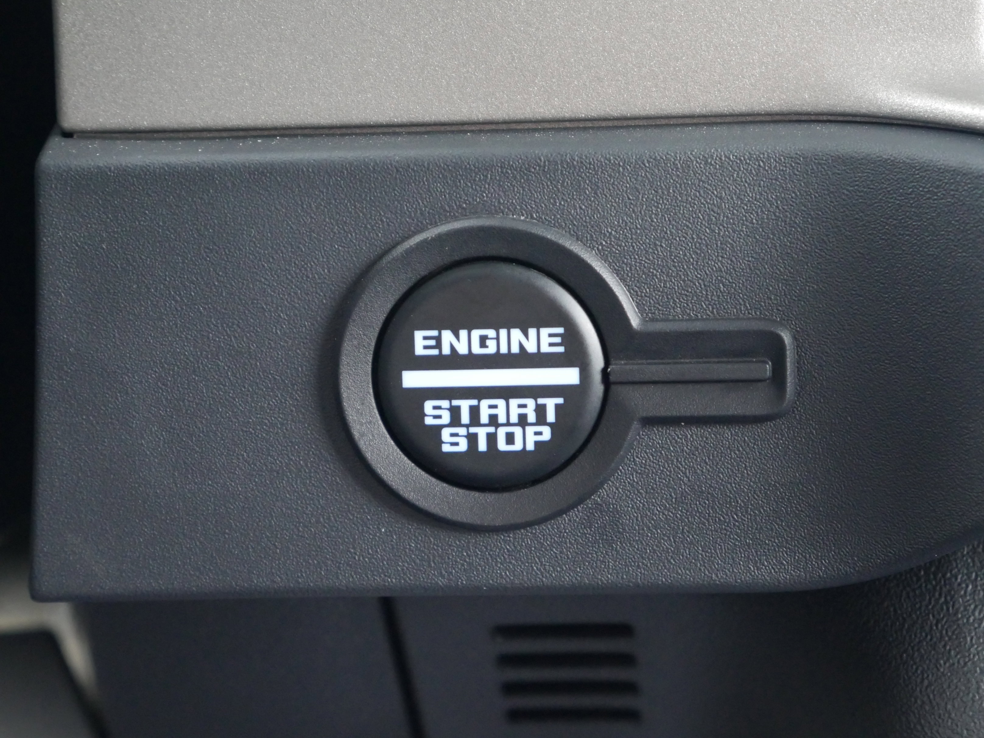 Certified 2025 Ford Bronco Outer Banks AWD/4WD image 8