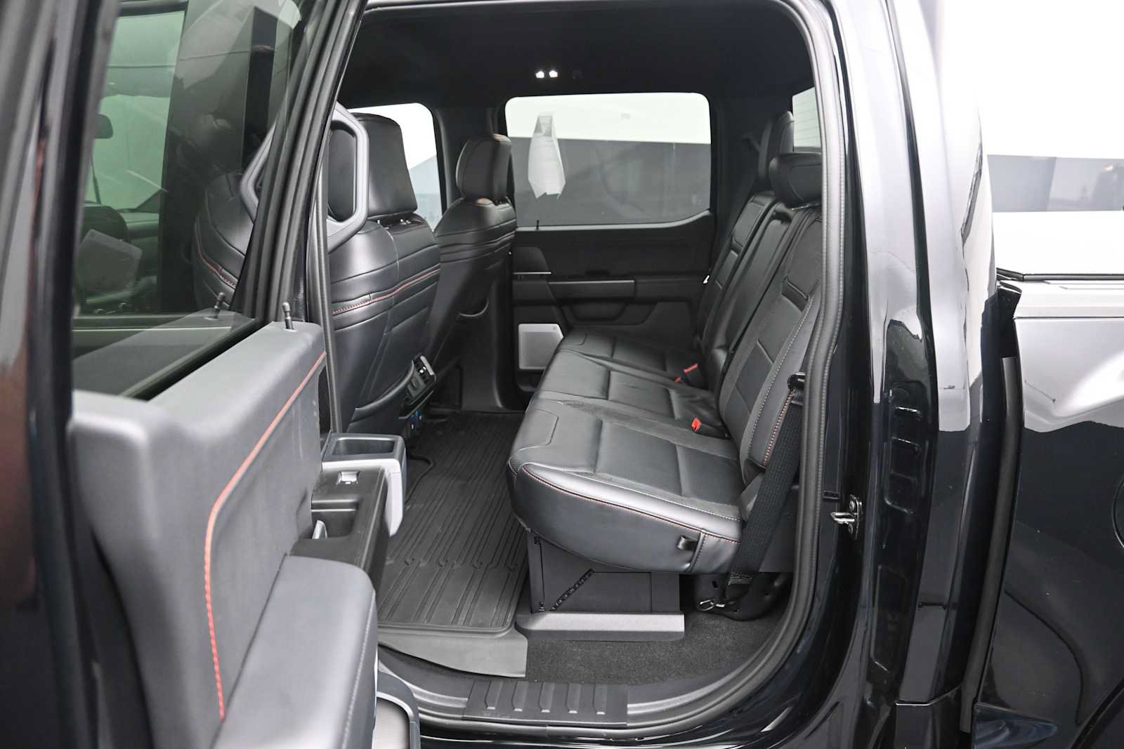 Certified 2025 Ford F150 Raptor AWD/4WD image 30