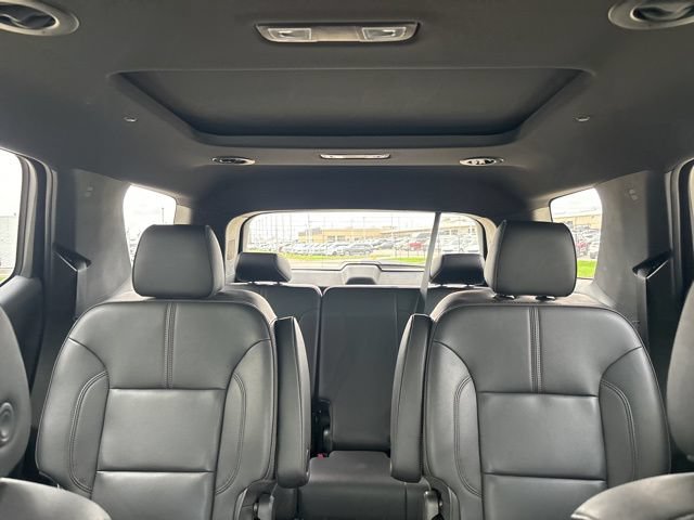 Used 2023 Chevrolet Traverse RS w/ LPO, Floor Liner Package AWD/4WD image 32