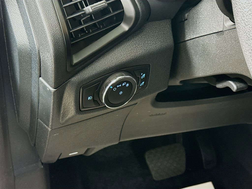 Certified 2022 Ford EcoSport SE w/ SE Convenience Package image 16
