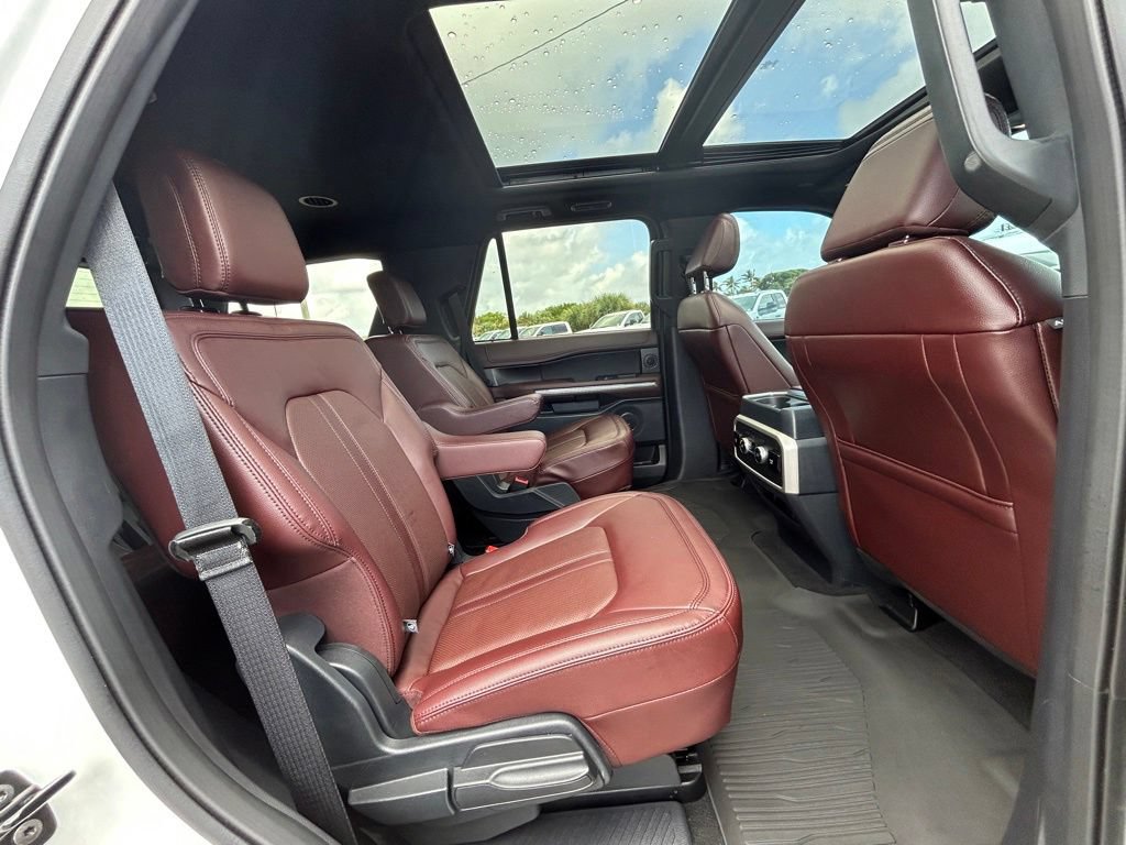 Certified 2024 Ford Expedition Limited RWD image 30