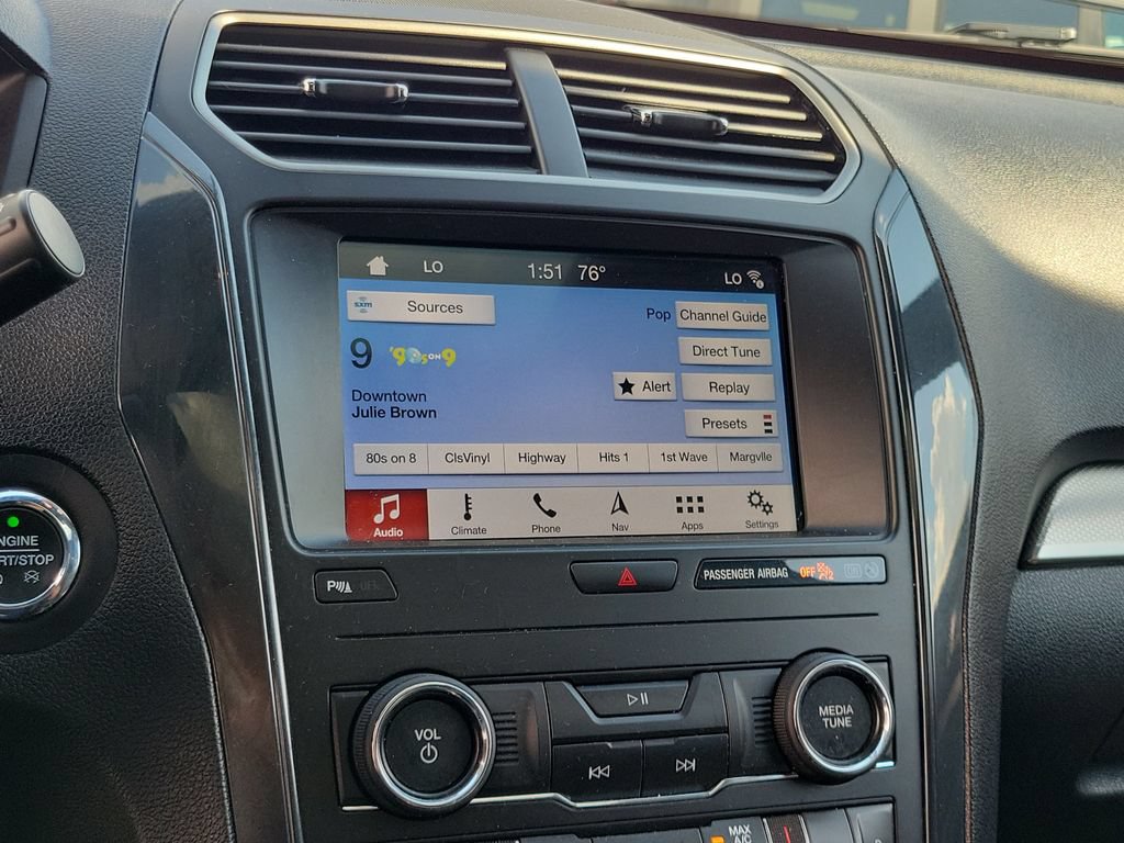 Certified 2019 Ford Explorer XLT w/ Equipment Group 202A AWD/4WD image 27