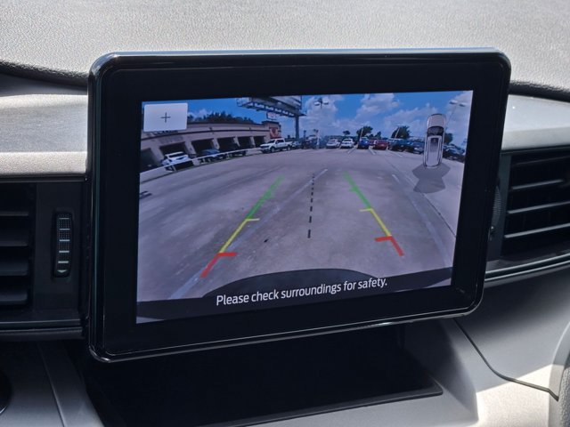 Certified 2023 Ford Explorer XLT RWD image 12