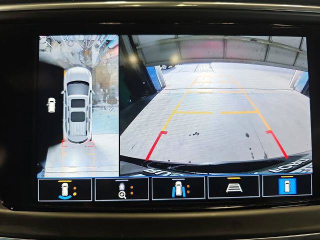 Used 2024 Buick Enclave Premium AWD/4WD image 23