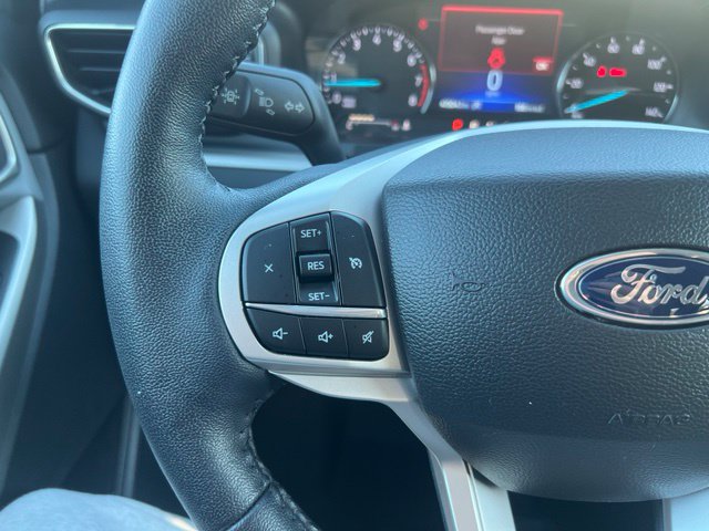 Certified 2023 Ford Explorer XLT w/ Equipment Group 202A RWD image 15
