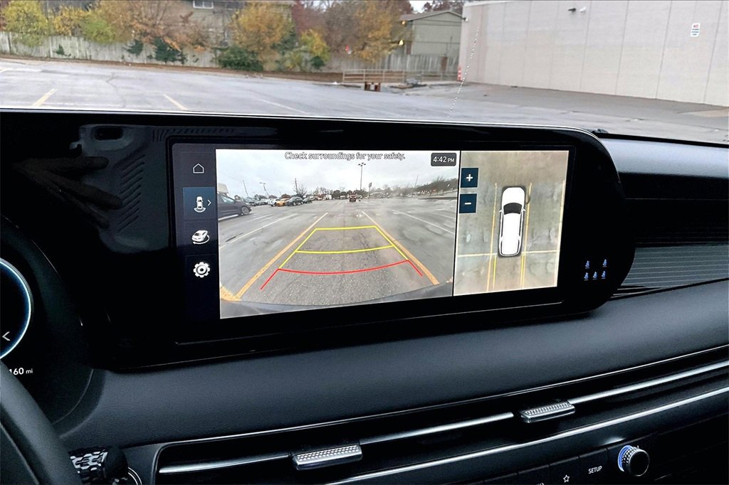 Used 2025 Hyundai Palisade Calligraphy image 21