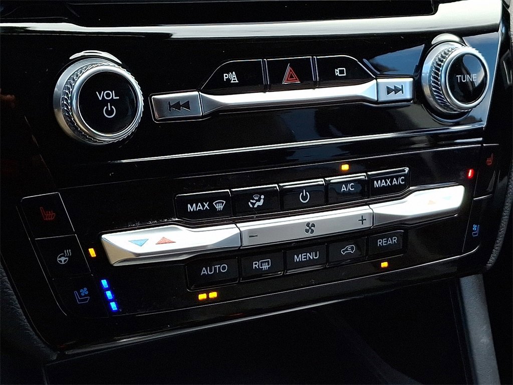 Certified 2023 Ford Explorer Limited image 17