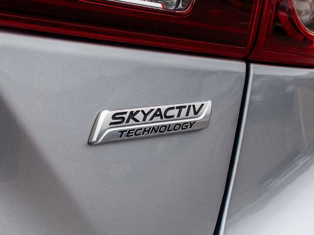 Used 2018 MAZDA MAZDA3 Touring image 11