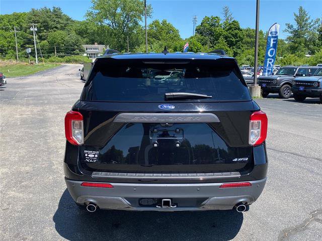 Certified 2023 Ford Explorer XLT w/ Equipment Group 202A AWD/4WD image 6
