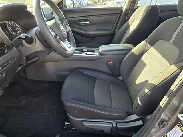 Used 2025 Nissan Sentra SV FWD image 25