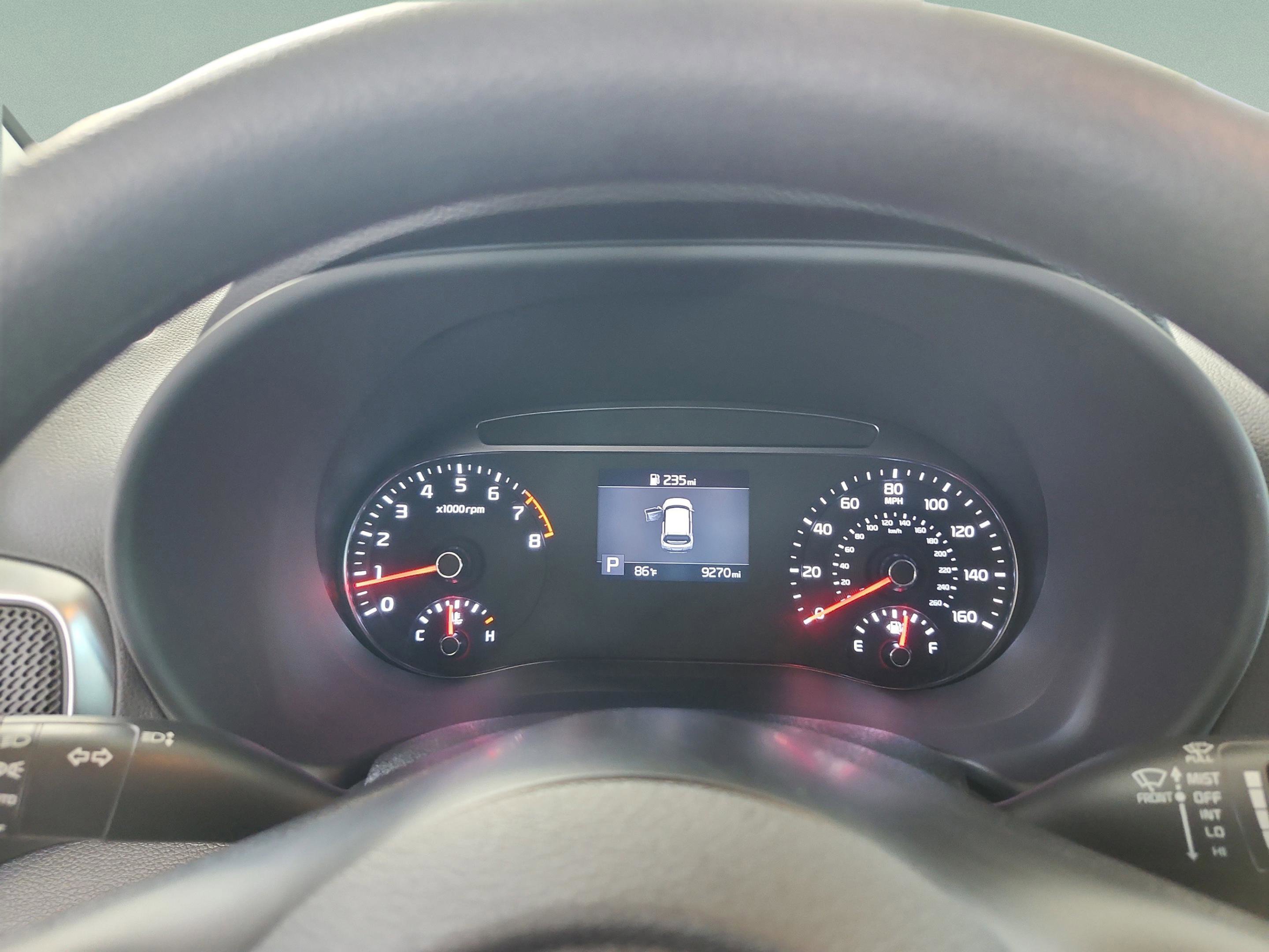 Used 2022 Kia Soul LX w/ Technology Package FWD image 9