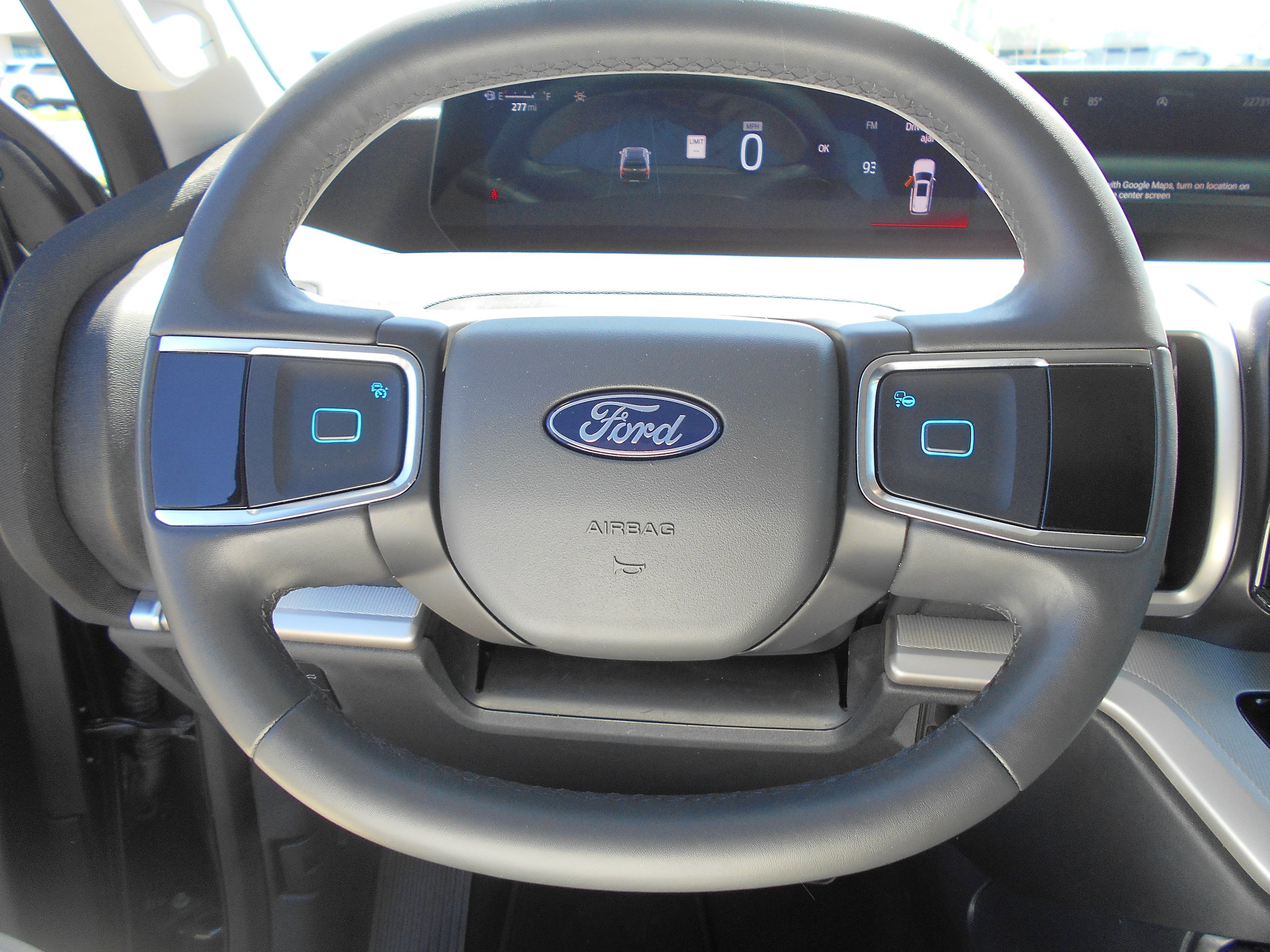 Certified 2025 Ford Expedition Active RWD image 4