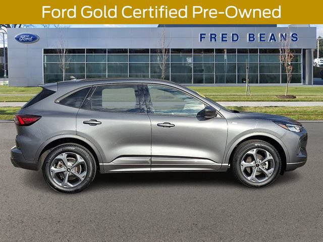 Certified 2023 Ford Escape ST-Line w/ Tech Pack #1 image 5