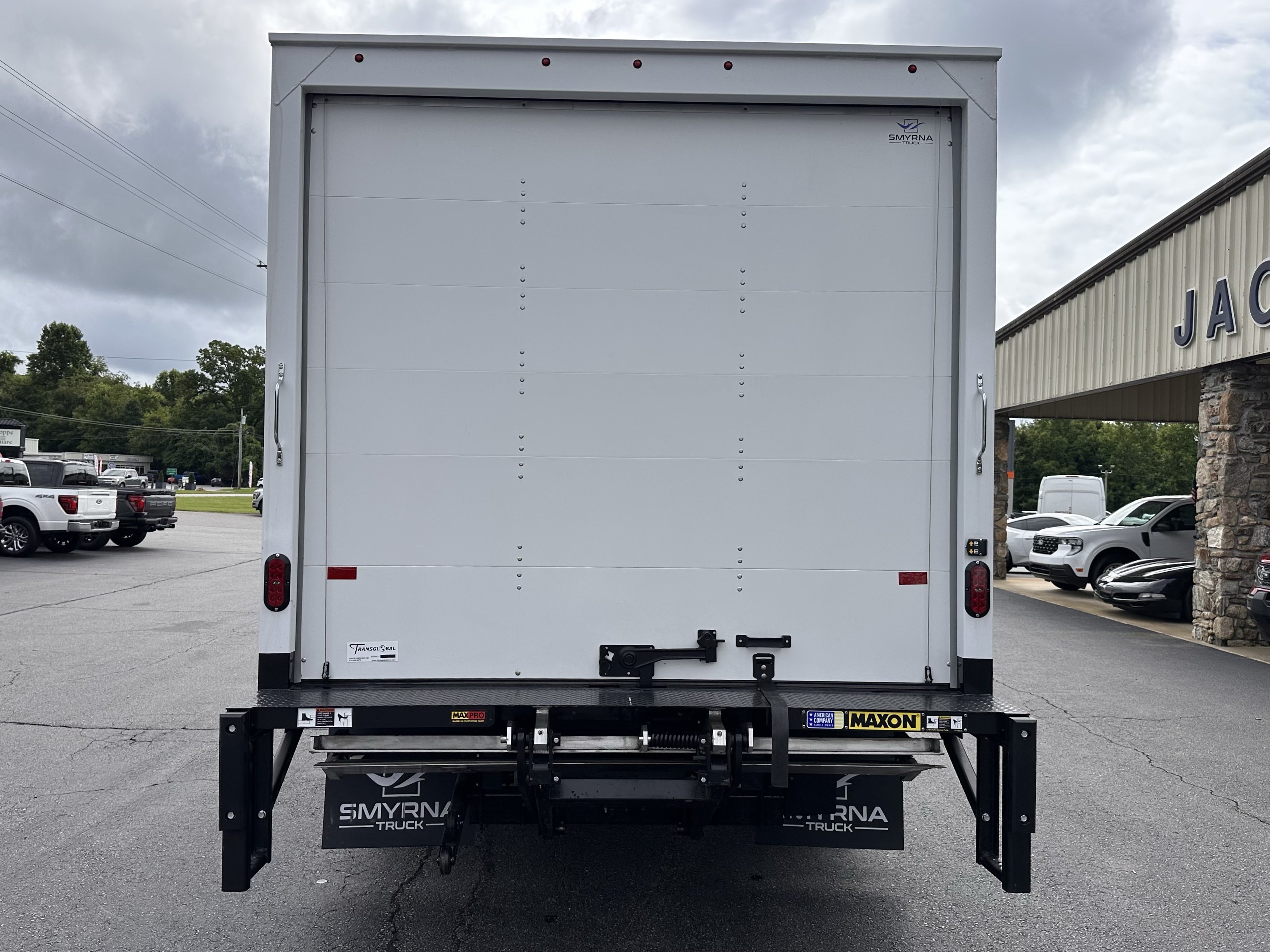 Certified 2026 Ford E-450 and Econoline 450 Super Duty w/ Power Equipment Group RWD image 5