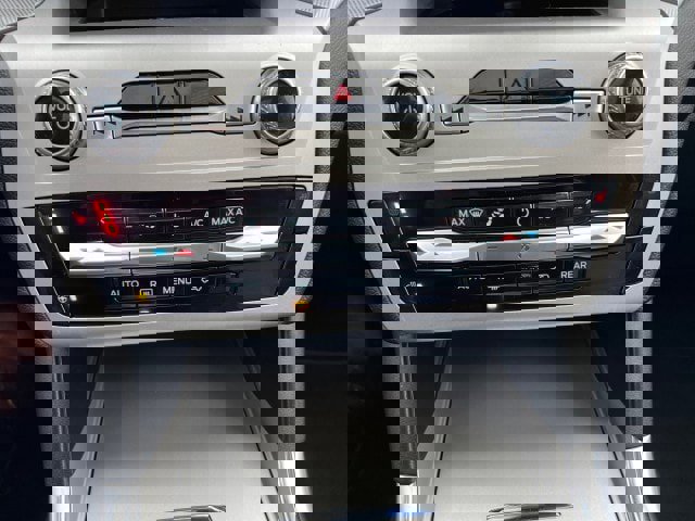 Certified 2022 Ford Explorer XLT w/ Equipment Group 202A image 16