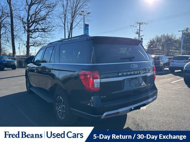 Certified 2024 Ford Expedition Max XLT image 3