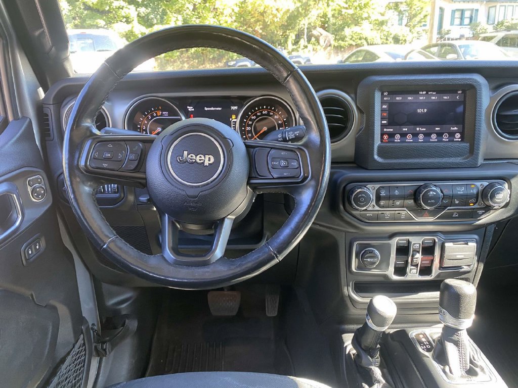 Used 2021 Jeep Gladiator Sport AWD/4WD image 12