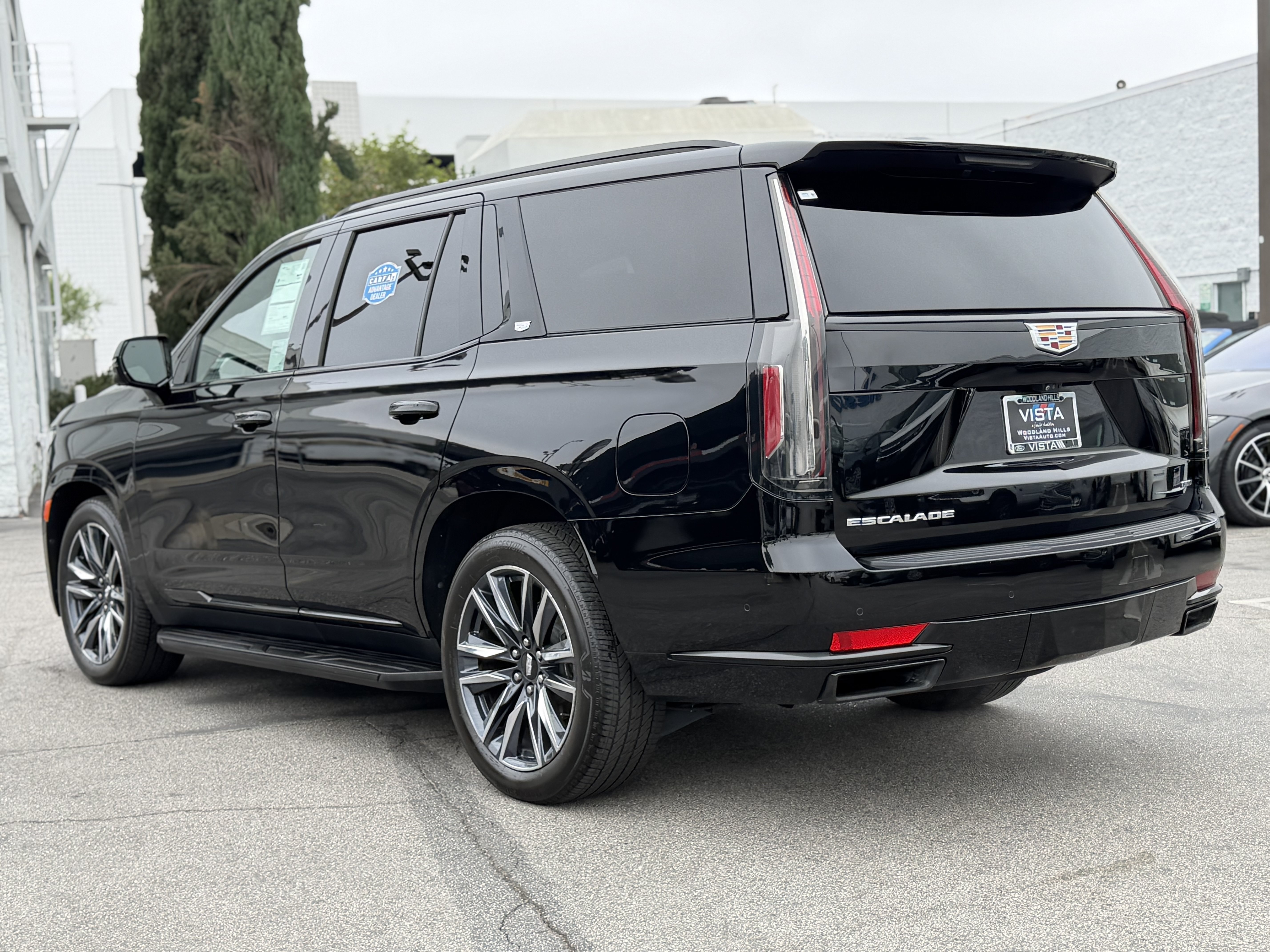 Used 2023 Cadillac Escalade Sport Platinum AWD/4WD image 5