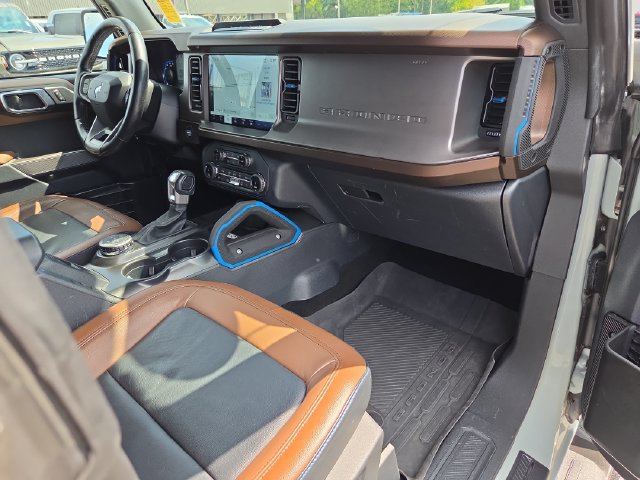 Certified 2022 Ford Bronco Outer Banks w/ Sasquatch Package AWD/4WD image 30