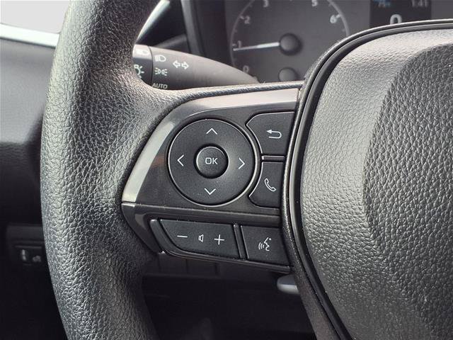 Used 2025 Toyota Corolla LE FWD image 12