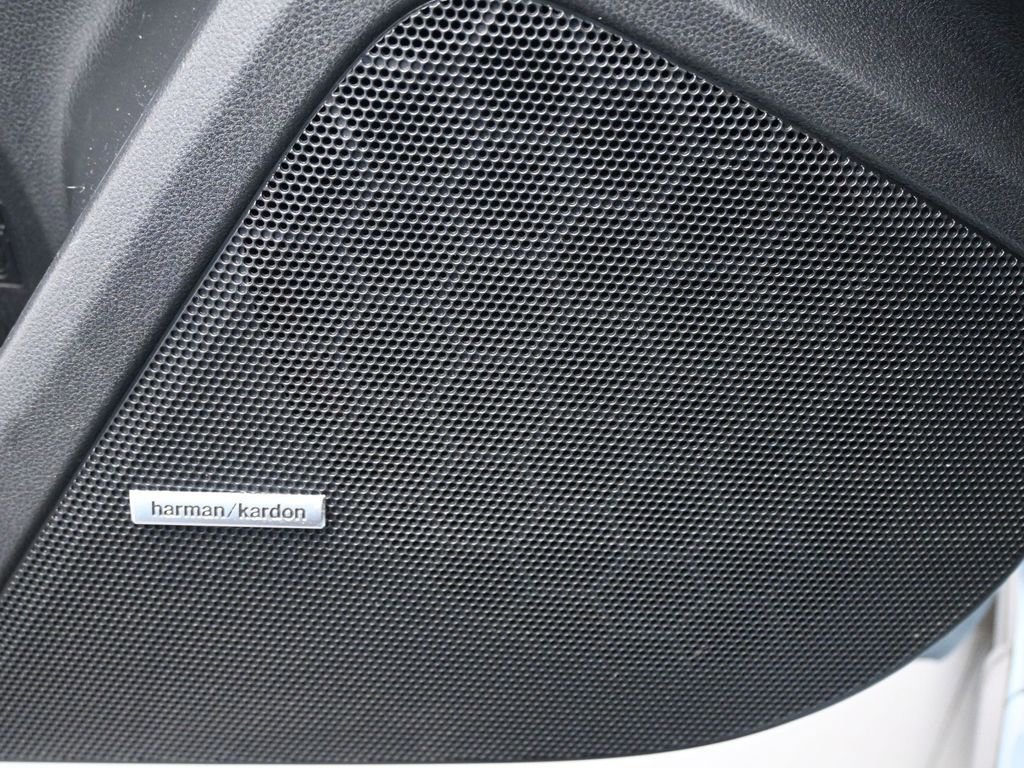 Used 2022 Subaru Crosstrek 2.5i Limited w/ Moonroof Package 2 image 17